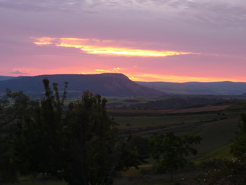 Bujalaro. La luz llega por Matillas
