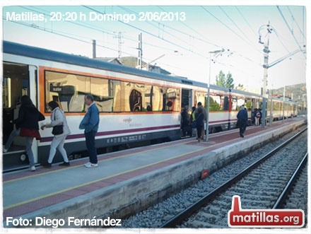 Pasajeros al tren